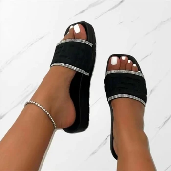 2023 Нова лятна мода дебели еднолични обувки за жени Ежедневни външни антихлъзгащи плажни обувки Удобни меки подметки Дамски чехли