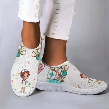 INSTANTARTS Дизайн на марката Жени Бели обувки за кърмене Сладък карикатура медицинска сестра лекар медицински печат Slip-on мокасини Mesh ежедневни обувки