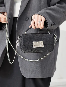 Естествена кожа мобилен телефон чанта за жените crossbody haute couture 2023 нова ниша универсален телешка верига изискан мини скуар