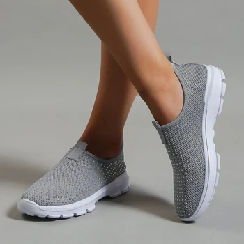 Жените вулканизирани обувки високо качество дамски маратонки приплъзване на апартаменти обувки жени мокасини плюс размер 43 ходене плосък