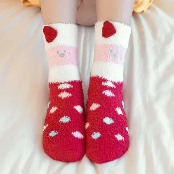 Коралови кадифени чорапи Коледен подарък удебелен сладък карикатура пухкави чорапи за сън жени зимни термични топли меки домашно облекло етаж чорап