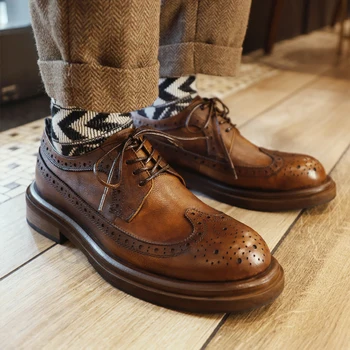 Официални мъжки обувки британски стил кръгла глава Брок издълбани бизнес ежедневни кожени обувки дебели подметки увеличаване на обувките сватбени обувки