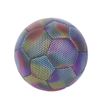Холографска футболна топка - светеща в тъмното, отразяваща, размер 5 - идеална за деца