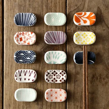 Японски стил Underglaze керамични творчески Chopstick притежателя Прибори за хранене Ресторант Проста овална лъжица скоба прибори за кухня